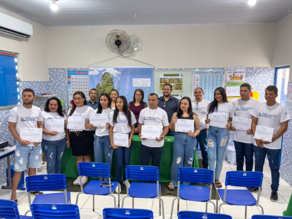 Conclusão do Curso Básico de Plantios Florestais: Fortalecendo a Educação Ambiental em Vila Nova dos Martírios.